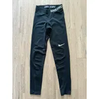 在飛比找蝦皮購物優惠-Nike 女童DRI-FIT 緊身褲 Legging 尺寸：