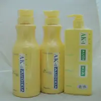 在飛比找Yahoo!奇摩拍賣優惠-造型師 AK-I果酸護髮護色調理乳液700ML(嚴重受損) 
