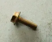 NOS Genuine McCulloch Wiz-loc BOLT SCREW 110682 Vintage OEM 10-24 X 5/8"