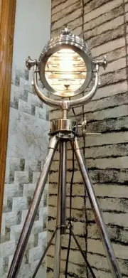 Royal Master Light Replica Maritime Hollywood Style Tripod Spot Light home decor