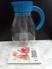 NEW Tritan FLAVOR INFUSER PITCHER 2.7 Qt BPA Free Plastic Blue