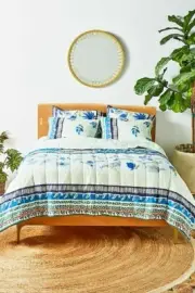 NWT Anthropologie Kirby Artisan Full Quilt and Two Standard Shams