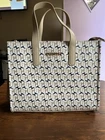 Tommy Hilfiger Hand Bag NWT