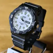 Casio Casio Diver Look Watch MRW 200H 7E