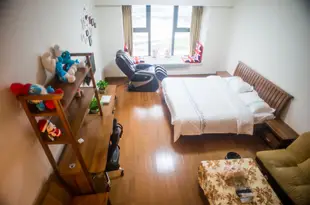 珠海摩趣酒店公寓拱北華髮世紀城店Zhuhai Moldova fun Apartment Hotel Gongbei HUAFA Century City store