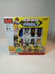 BLOK HEAD Family Figures 8 Piece Mini Building Block Figures