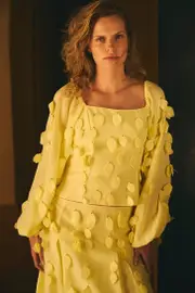 Applique Balloon Sleeve Woven Top