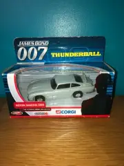 Corgi James Bond 007 Thunderball Aston Martin DB5 TY06901 New in Box 2002