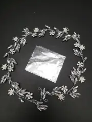 Unsutuo Pearl Bridal Hair Comb Silver Crystal Hair Accessories Flower Bride Wedd