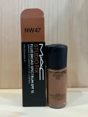 MAC Studio Fix Fluid SPF 15 24HR Matte Foundation +Oil Control 1.0oz/30ml ~ NW47