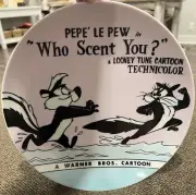 1994 Looney Tunes Classic "Who Scent You" Pepe Le Pew 9"Commemorative Plate NEW