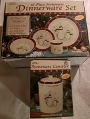 Royal Seasons "Snowmen" Stoneware Dinner Set 16 Piece Christmas VTG & Canister