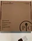 Pampered Chef 15 “ ❤️ White Large Round Stone # 1379 Pizza Cookie 2 Wing Handle
