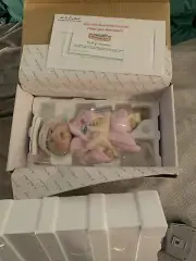 Cabbage patch kids doll porcelain danbury mint NIB w/ coa Elizabeth Sue