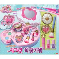 在飛比找蝦皮購物優惠-可超取🇰🇷韓國境內版 韓國製造 珠珠的秘密 愛心 化妝盒 化