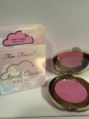 Too Faced Cloud Crush Blurring Blush CANDY CLOUDS - Size 5 g / 0.17 Oz.