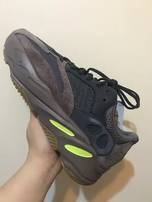 Yeezy 700 mauve 老爹鞋 EE9614