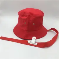 在飛比找蝦皮購物優惠-帶夾子的紅色水桶 GD 帽子