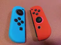 在飛比找Yahoo!奇摩拍賣優惠-微瑕疵 任天堂 Switch NS Joy-Con 灰 紅一