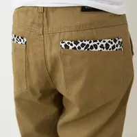 在飛比找PChome24h購物優惠-【SCORPION】韓版休閒反折豹紋短褲-共二色