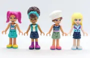 4) Stephanie , Camila , Olivia , Andrea Lot Doll Friends LEGO® Minifigure Mini
