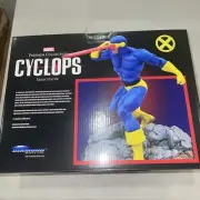 Diamond Select Marvel Premier Collection 10 Inch Cyclops Statue w/ COA #302/3000
