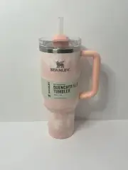 Stanley Quencher H2.0 Tumbler 40oz Peach Tie Dye NEW! TARGET EXCLUSIVE