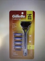 Gillette Fusion5 Men's Handle & Razor Blade Refills - 5 pack