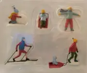 Wondershop Mini 5 Pack Christmas Figures Snow Fun People Ski Sled Tiered Tray