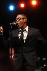 Singer Raphael Saadiq performs at day 2 of the 2009 Bumbershoot Mu- Old Photo 3