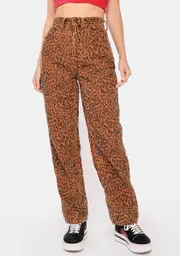 [BDG] Leopard Print Corduroy Boyfriend Jeans