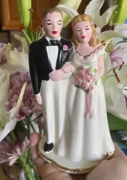 VINTAGE CERAMIC BRIDE GROOM WEDDING CAKE TOPPER 6'' DECOR HANDPAINTED