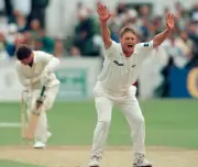 New Zealand bowler Gavin Larsen appeals unsuccessfully for LB- Old Cricket Photo