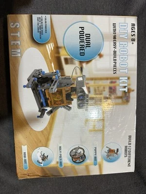 DIY ROBOT KIT w/ 190 Easy Build Pieces, 12 Different Robots STEM Solar/Battery