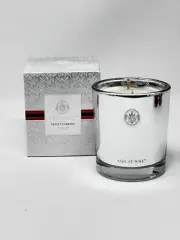 Aquiesse FROSTY CURRANT Candle 9 oz, Holiday Winter Scented