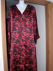 CYNTHIA ROWLEY - GORGEOUS FLORAL PRINT CAFTAN - SIZE MEDIUM - NWT!! LOVELY!!!