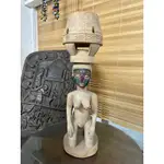 非洲藝品-頂物跪姿人像木雕藝品