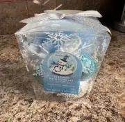 New In Gift Package Take Out Bath Bomb Set Snow Flurries & Vanilla Frost