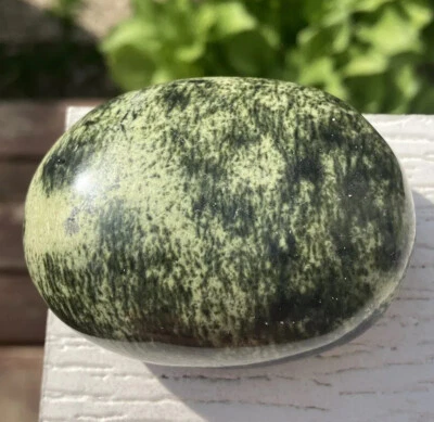 Handmade Polished SERPENTINE Healing Crystal Palm Stone Pebble ZIMBABWE 2.67"