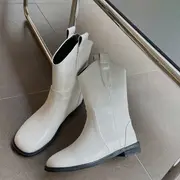 Round Western Boots