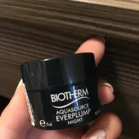 在飛比找蝦皮購物優惠-碧兒泉 biotherm 黑膜力修護發亮面膜 試用品 小樣