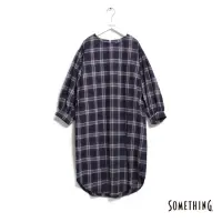 在飛比找momo購物網優惠-【SOMETHING】女裝 法蘭絨格紋長袖襯衫(咖啡色)