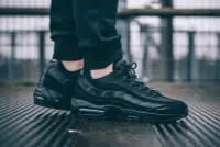 在飛比找Yahoo!奇摩拍賣優惠-Nike Air Max 95 Premium  全黑 黑魂