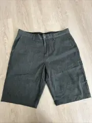 Volcom Men’s 33 Grey Cotton Blend Stretch Shorts Casual Knee Length