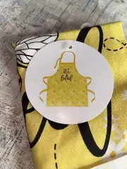 NWT Giftcraft Bumble Bee Adult Apron