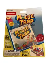 Vintage NOS Sealed 90s Keychain Game Mouse Trap Basic Fun Milton Bradley