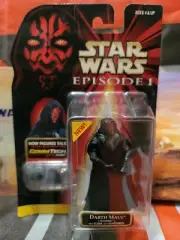 Darth Maul Tatooine with cloak and lightsaber - Episode 1