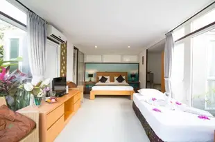 水上巴釐別墅酒店Aqua Bali Villa