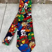 Vintage Christmas Looney Tunes TIE Bugs Sylvester Tweety Daffy Wiley Taz 1996