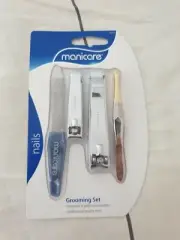 Manicare Grooming set - new